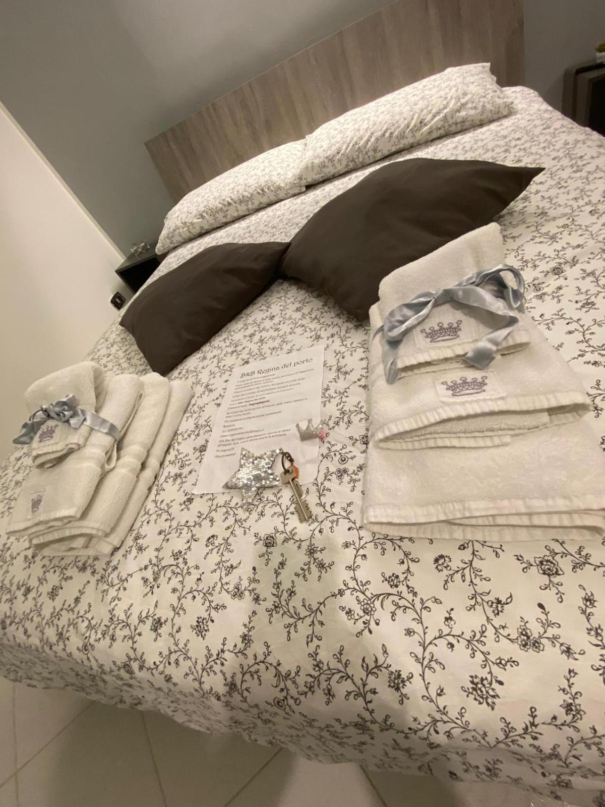 B&B Regina Del Porto Porto Empedocle Ruang foto